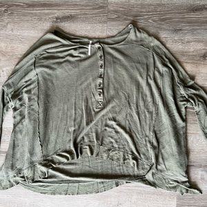 Flowy Free People 3/4 sleeve Henley